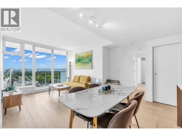 1105 4638 GLADSTONE STREET, Vancouver, British Columbia V5N0G5