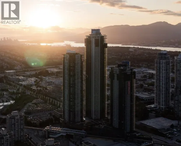 3806 2108 GILMORE AVENUE, Burnaby, British Columbia V5C0N8