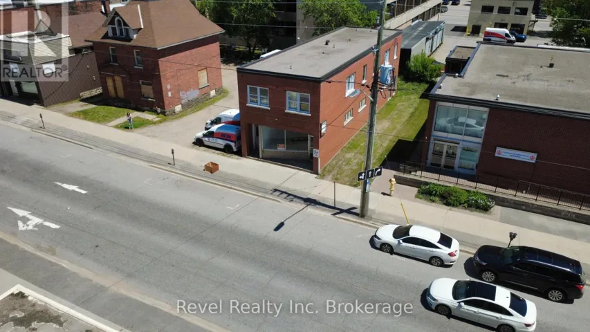 126 MCINTYRE STREET E, North Bay (Central), Ontario P1B1C4
