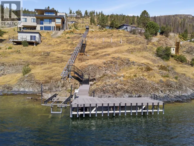 1075 Westside Road, West Kelowna, British Columbia V1Z3S1