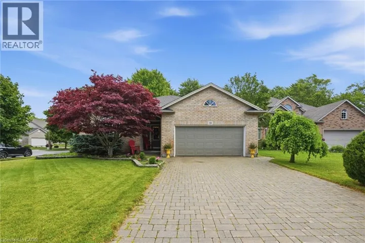 19 GREEN POINTE Drive, Welland, Ontario L3C6Y2