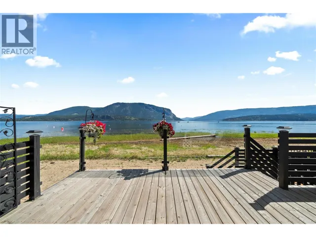 6592 Trans Canada Highway Unit# 53, Salmon Arm, British Columbia V1E4M2