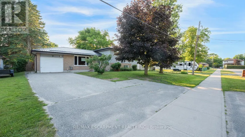 51 RIVER DRIVE, Essa (Angus), Ontario L3W0G8