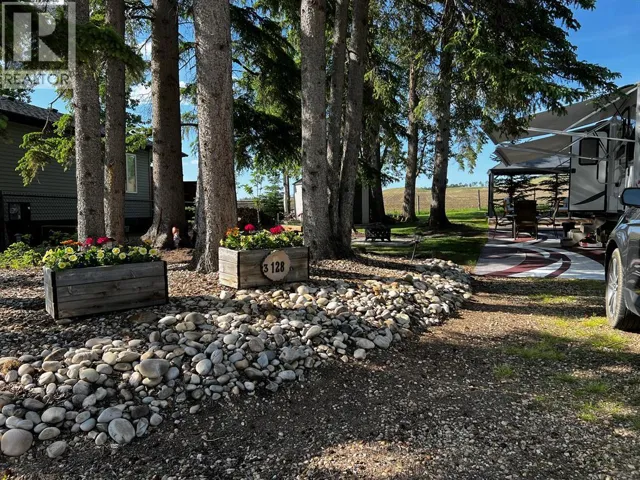 128B, 10032 Township Road 422, Rural Ponoka County, Alberta T4J1V9