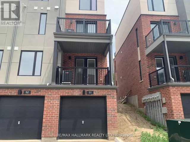 51 - 99 ROGER STREET S, Waterloo, Ontario N2J0G1