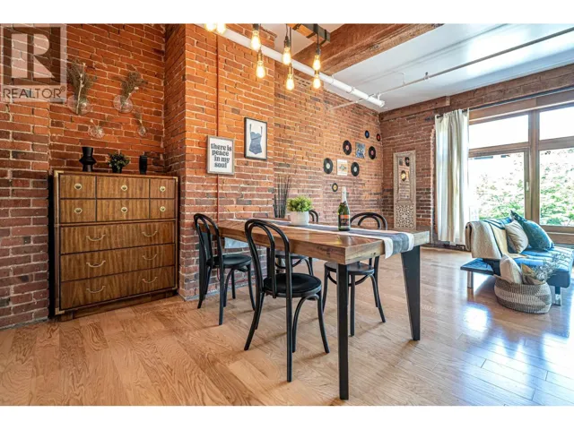303 518 BEATTY STREET, Vancouver, British Columbia V6B6G8