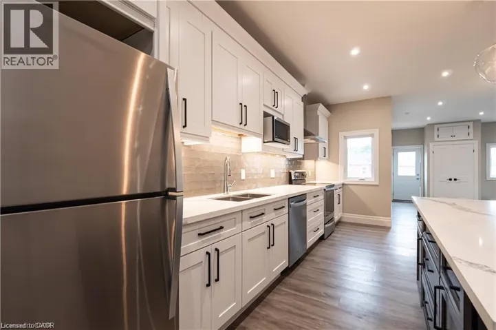 145 WELLINGTON Street N Unit# 2, Hamilton, Ontario L8R1N4