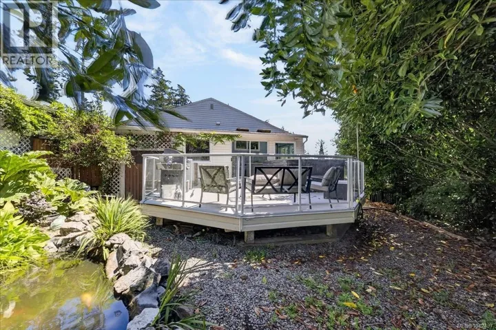 2216 Carpenter Rd, Sooke, British Columbia V9Z0R7