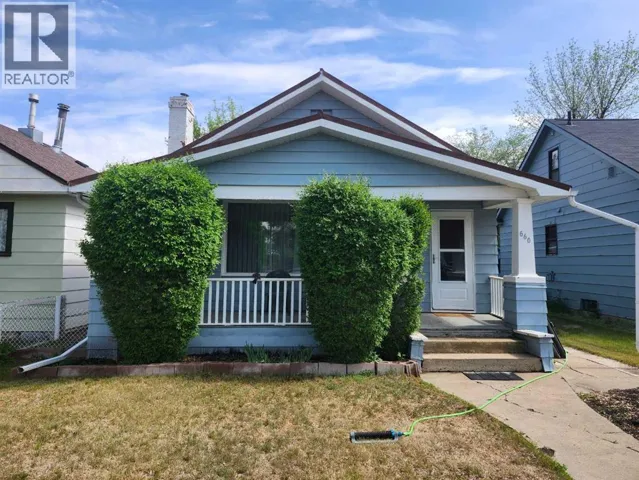 660 6 Avenue E, Drumheller, Alberta T0J0Y5