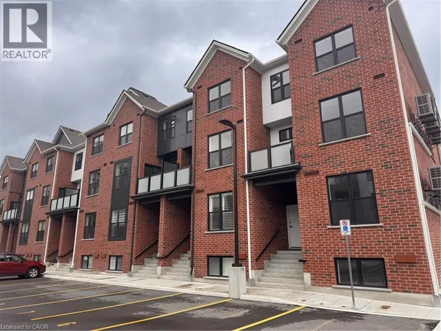 31 MILL Street Unit# 12, Kitchener, Ontario N2G0G6