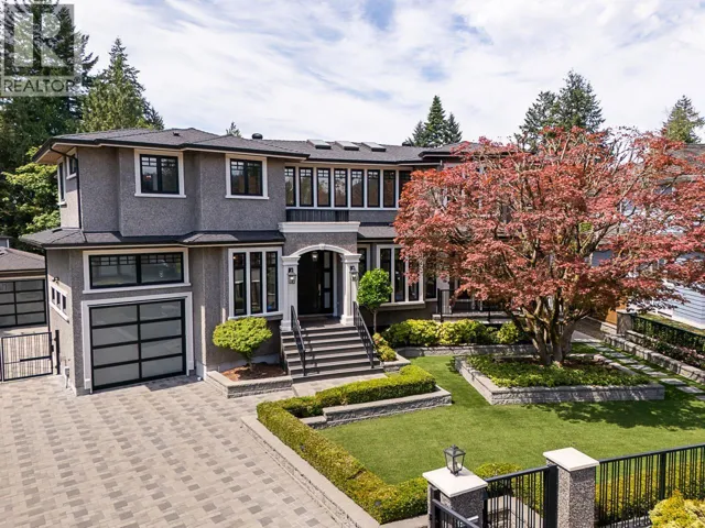 7652 KERRYWOOD CRESCENT, Burnaby, British Columbia V5A2G1