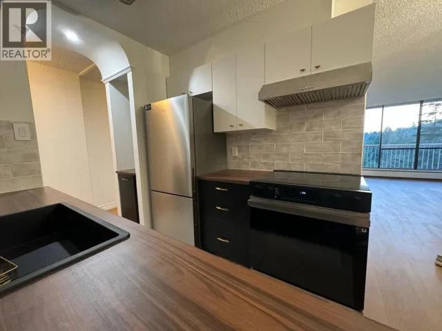 1602 2016 FULLERTON AVENUE, North Vancouver, British Columbia V7P3E6