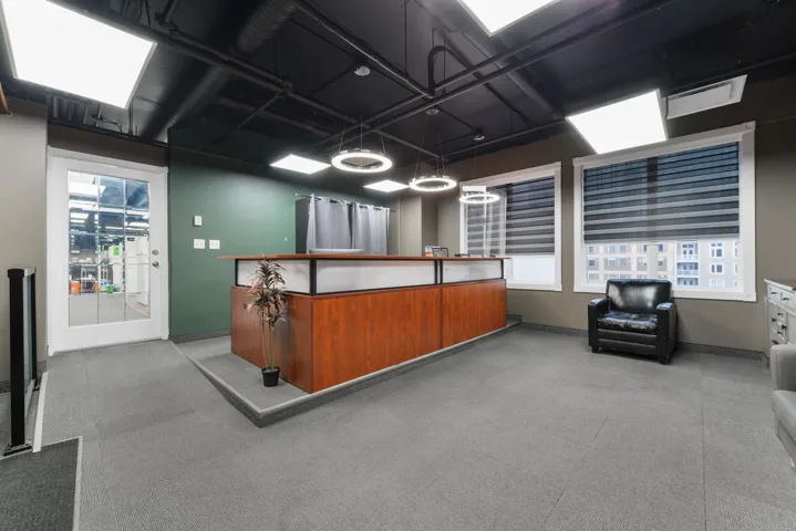 401, 10154 104 St NW, Edmonton, Alberta T5J1A7