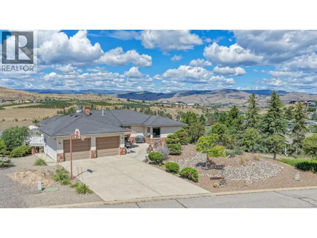 8898 Michael Drive, Coldstream, British Columbia V1B2B9