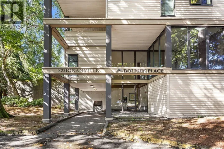 109 8231 GRANVILLE AVENUE, Richmond, British Columbia V6Y3A4
