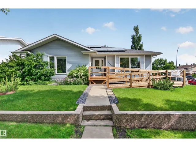 6000 54 AV, Camrose, Alberta T4V4G6