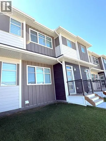 208 Wolf Hollow Park SE, Calgary, Alberta T2X6G6