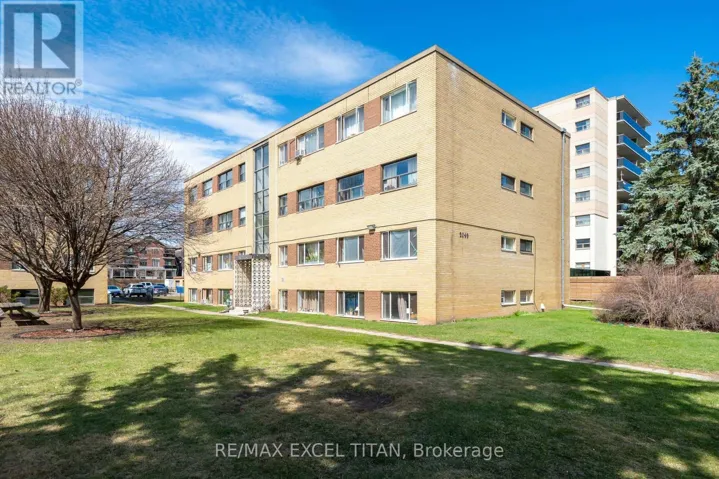 16 - 799 ROBINSON STREET, Burlington (Brant), Ontario L7R2L4