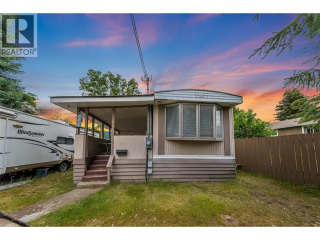 304 103 Street, Castlegar, British Columbia V1N3G2