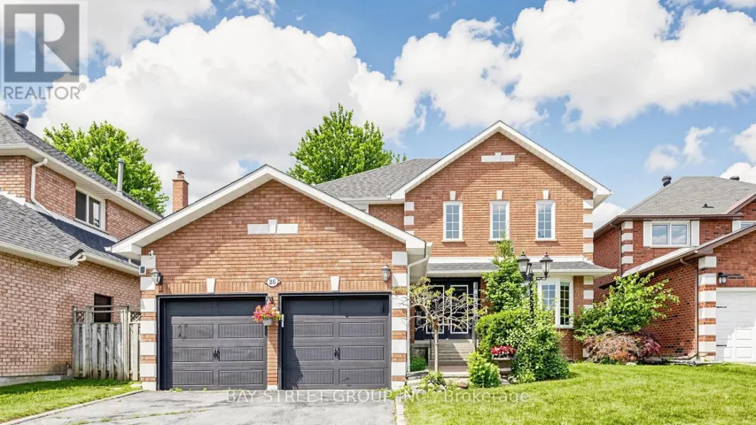 26 KEW GARDENS, Richmond Hill (Doncrest), Ontario L4B1R6