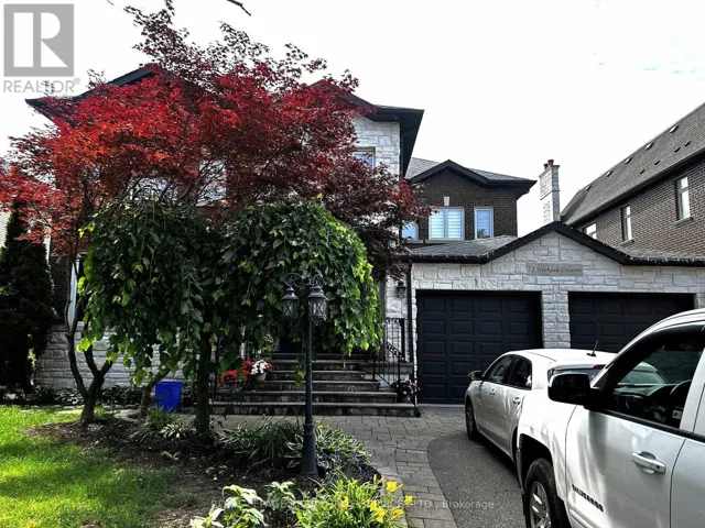 71 STOCKDALE CRESCENT, Richmond Hill (North Richvale), Ontario L4C3T1