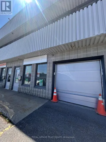 D6 - 2285 ST LAURENT BOULEVARD, Ottawa, Ontario K1G4Z7