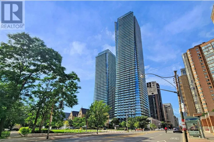 1910 - BAY 1080 STREET E, Toronto (Bay Street Corridor), Ontario M5S0A5