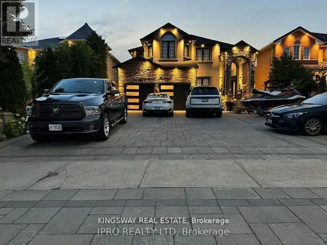 923 BRISTOL ROAD W, Mississauga (East Credit), Ontario L5V2N9