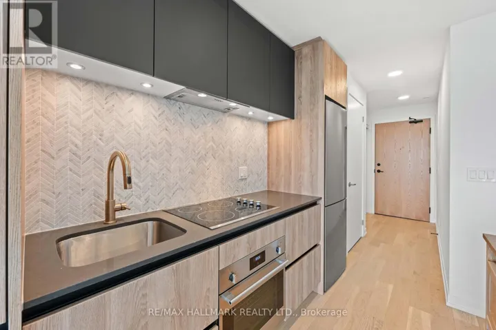 1812 - 7950 BATHURST STREET, Vaughan (Beverley Glen), Ontario L4J0L4
