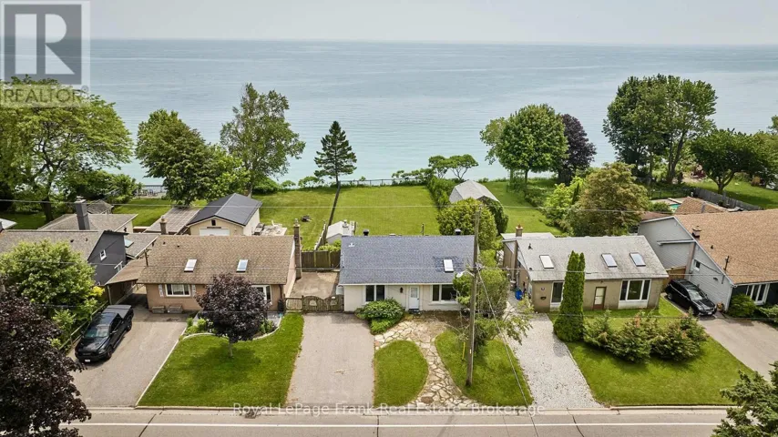 791 STONE STREET, Oshawa (Lakeview), Ontario L1J1A4