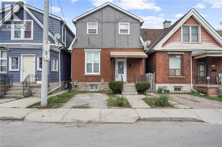 11 WRIGHT Avenue, Hamilton, Ontario L8L2T5