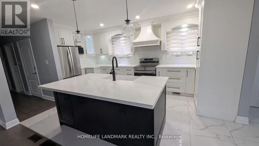 3 CHOPIN AVENUE, Toronto (Ionview), Ontario M1K2W3