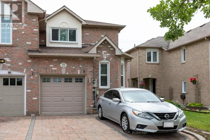 25 PINE GATE PLACE, Whitby (Williamsburg), Ontario L1R2M5