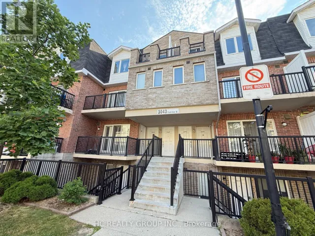 2038 - 3043 FINCH AVENUE W, Toronto (Humbermede), Ontario M9M0A4