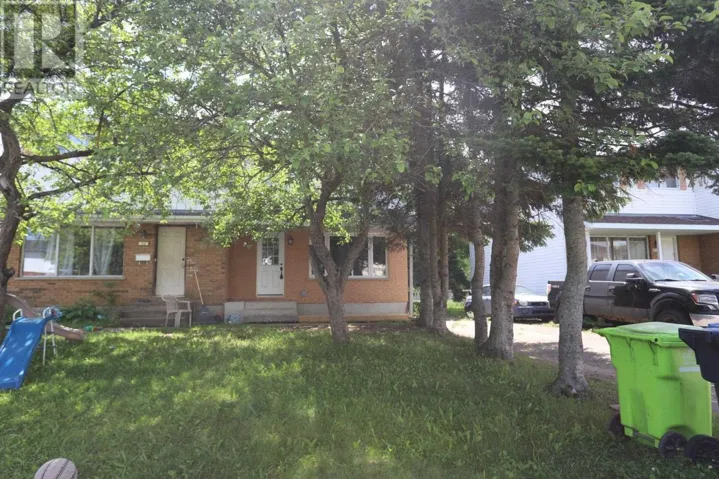 30 Copernicus DR, Sault Ste. Marie, Ontario P6A6H2
