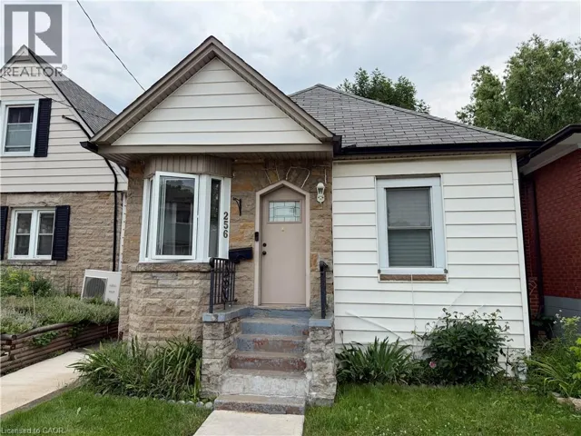 256 FAIRFIELD Avenue, Hamilton, Ontario L8H5H6