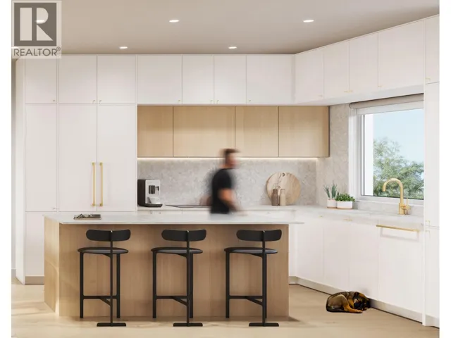 103 602 E 2ND STREET, North Vancouver, British Columbia V7L1G7