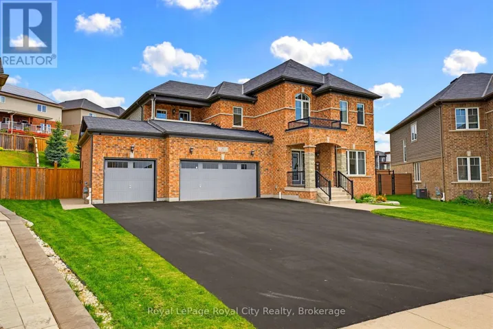 31 WETLAND WAY, Kitchener, Ontario N2P2Y8