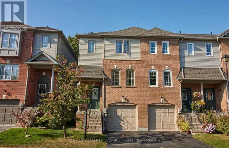 15 - 33 ASPEN PARK WAY, Whitby (Downtown Whitby), Ontario L1N9M6