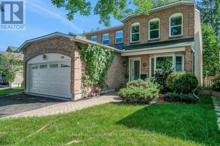 126 DOSSETTER WAY, Ottawa, Ontario K1G4S5