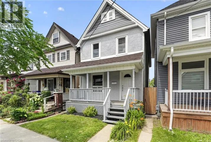 39 BEECHWOOD Avenue, Hamilton, Ontario L8L2S5
