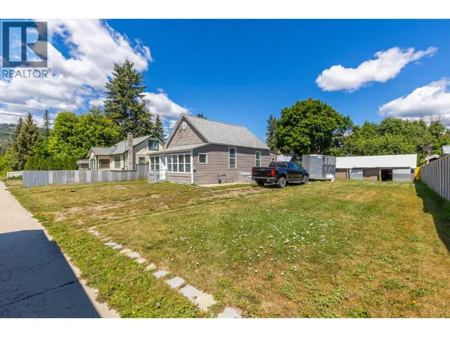 403 Howard Avenue, Enderby, British Columbia V0E1V2