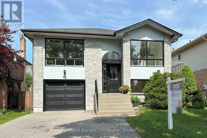 42 KINTYRE STREET, Clarington (Courtice), Ontario L1E2E4