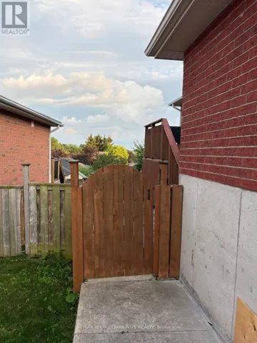 29 ARCHER AVENUE, Bradford West Gwillimbury (Bradford), Ontario L3Z2Y3