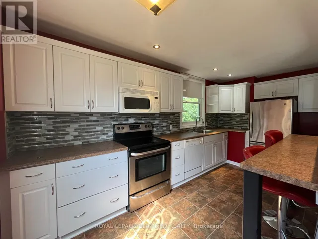#MAIN - 117 EAST 36TH STREET, Hamilton (Raleigh), Ontario L8V3Z3