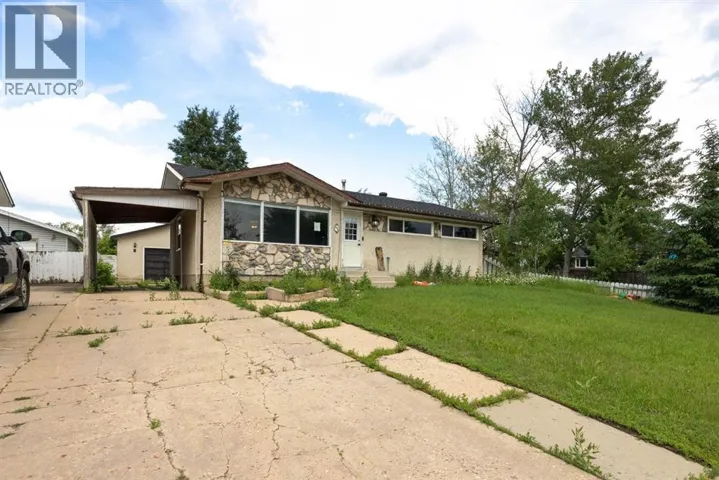 2 Moberly Crescent, Fort McMurray, Alberta T9H1G9