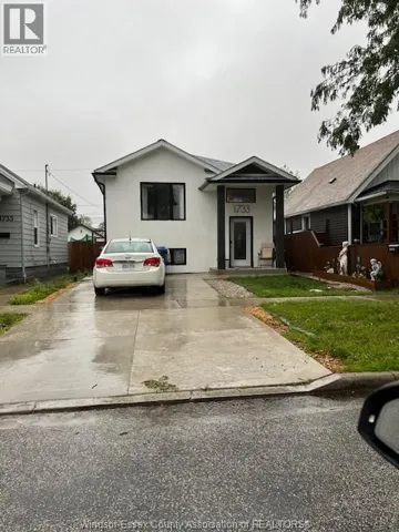 1733 ALBERT ROAD, Windsor, Ontario N8Y3R6