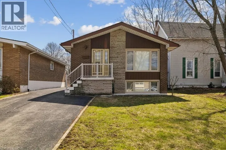 11 DUFF Street, Hamilton, Ontario L9C1A8
