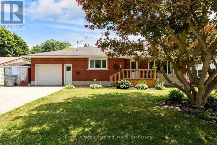 240 ELM AVENUE N, North Perth (Listowel), Ontario N4W3E8