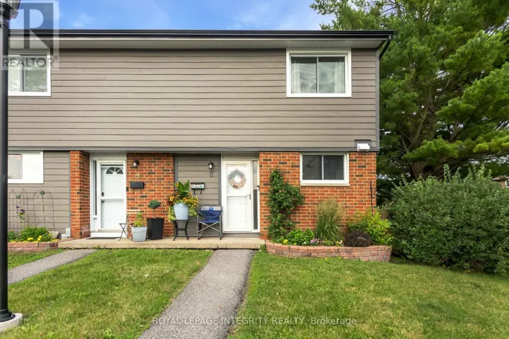 11 GLENCOE STREET, Ottawa, Ontario K2H8S5